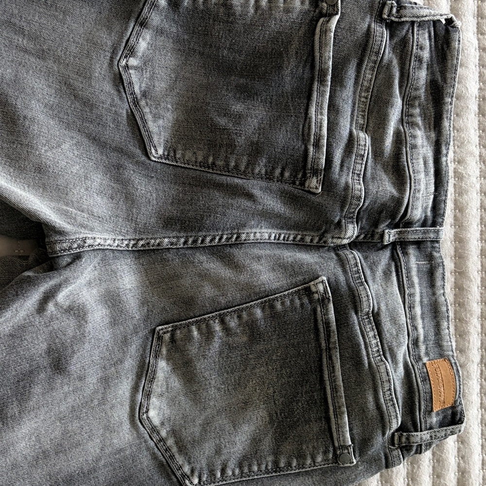 Judy Blue women’s Grey Washed Denim Jeans - Classic Back Pocket Style
